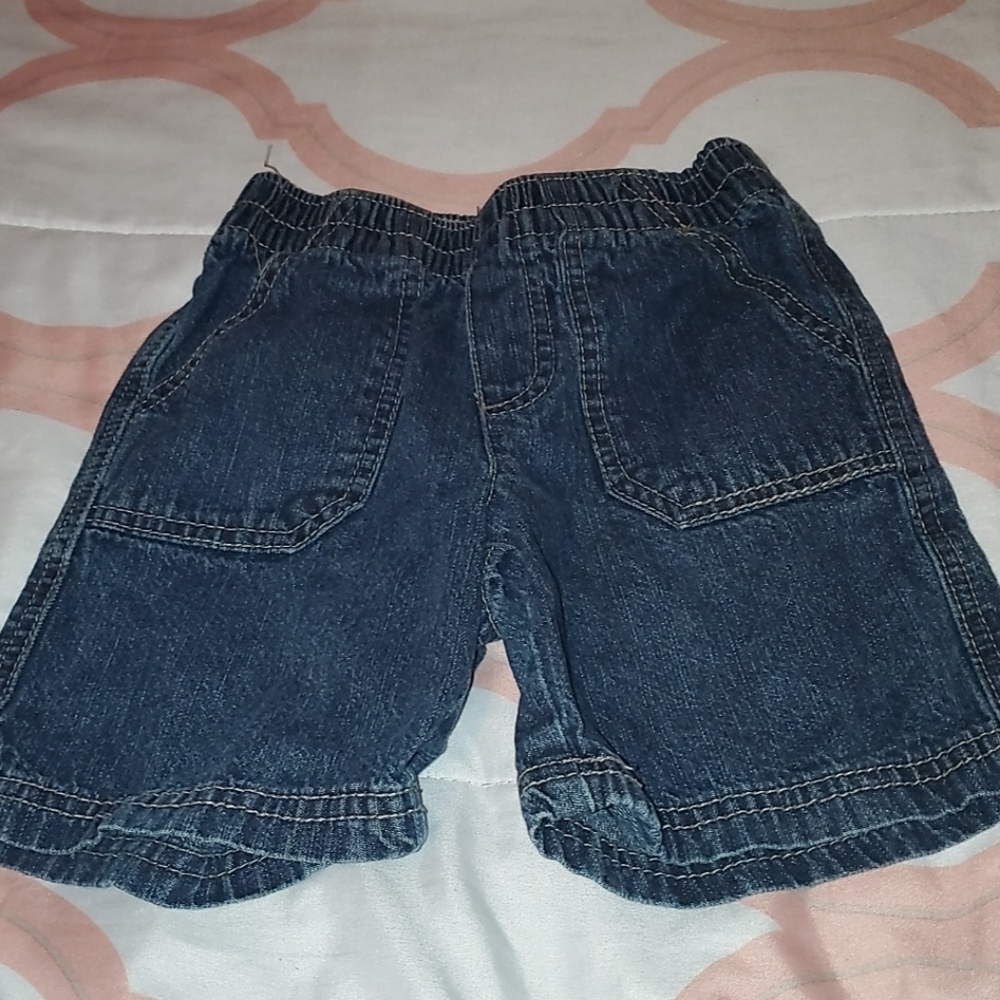 Toddler shorts, under armour t-shirt